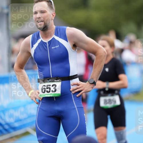 30.08.2026 - Elbe Triathlon Hamburg LAZAROV Photography http://msf.ph/oto/10028390 30.08.2026 11:38:21 Ziel 889, 1335, 1422 meine-sportfotos.de