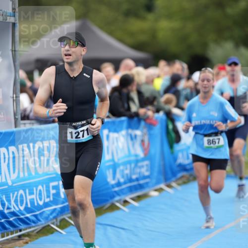 30.08.2026 - Elbe Triathlon Hamburg LAZAROV Photography http://msf.ph/oto/10028395 30.08.2026 11:38:38 Ziel 867, 1226, 1253, 1271, 1300, 1354, 1444 meine-sportfotos.de