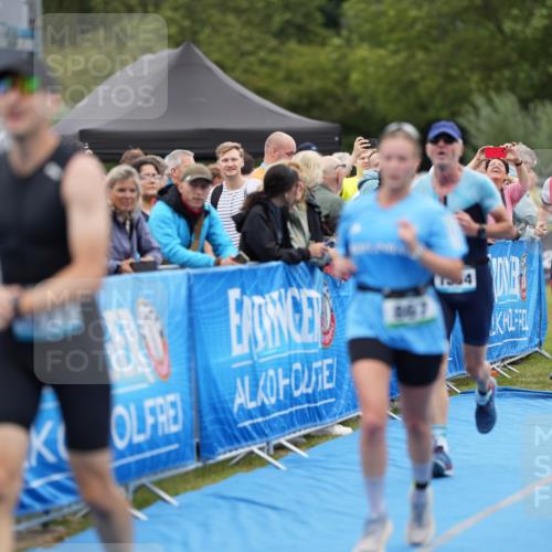 30.08.2026 - Elbe Triathlon Hamburg LAZAROV Photography http://msf.ph/oto/10028396 30.08.2026 11:38:39 Ziel 867, 1226, 1253, 1271, 1300, 1354, 1444 meine-sportfotos.de