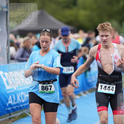 30.08.2026 - Elbe Triathlon Hamburg LAZAROV Photography http://msf.ph/oto/10028398 30.08.2026 11:38:39 Ziel 867, 1226, 1253, 1271, 1300, 1354, 1444 meine-sportfotos.de