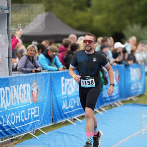 30.08.2026 - Elbe Triathlon Hamburg LAZAROV Photography http://msf.ph/oto/10028406 30.08.2026 11:39:05 Ziel 936, 1158, 1169, 1319, 1346, 1456 meine-sportfotos.de