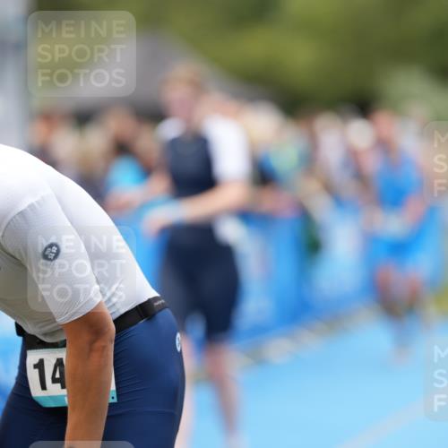 30.08.2026 - Elbe Triathlon Hamburg LAZAROV Photography http://msf.ph/oto/10028419 30.08.2026 11:39:15 Ziel 709, 877, 1064, 1123, 1125, 1169, 1205, 1214, 1256 meine-sportfotos.de