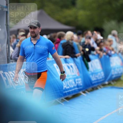 30.08.2026 - Elbe Triathlon Hamburg LAZAROV Photography http://msf.ph/oto/10028462 30.08.2026 11:42:11 Ziel 864, 1207 meine-sportfotos.de