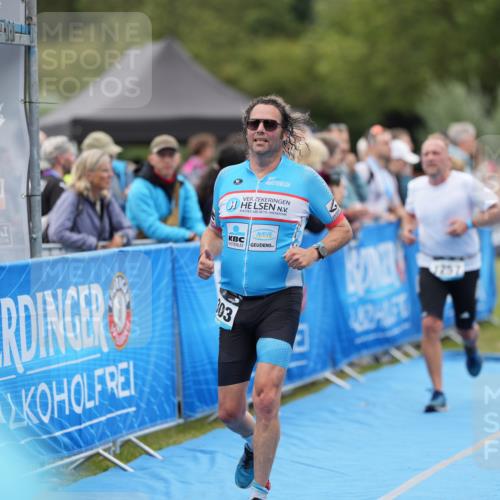30.08.2026 - Elbe Triathlon Hamburg LAZAROV Photography http://msf.ph/oto/10028477 30.08.2026 11:42:56 Ziel 805, 1238, 1257, 1303, 1325 meine-sportfotos.de