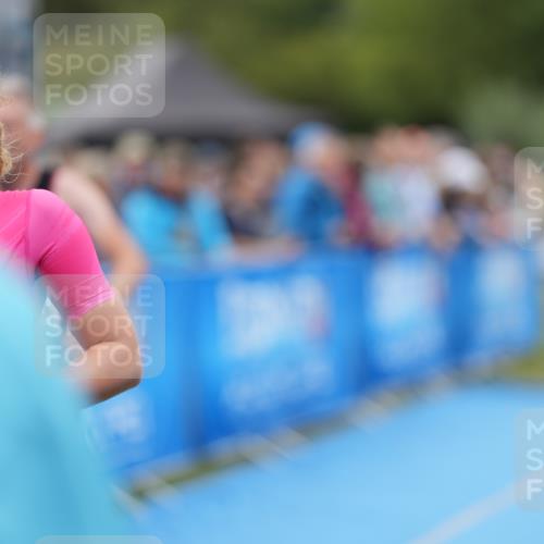 30.08.2026 - Elbe Triathlon Hamburg LAZAROV Photography http://msf.ph/oto/10028520 30.08.2026 11:43:55 Ziel 816, 847, 1345, 1353, 1434 meine-sportfotos.de