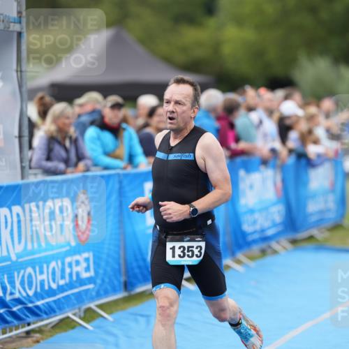30.08.2026 - Elbe Triathlon Hamburg LAZAROV Photography http://msf.ph/oto/10028522 30.08.2026 11:44:00 Ziel 1227, 1353 meine-sportfotos.de