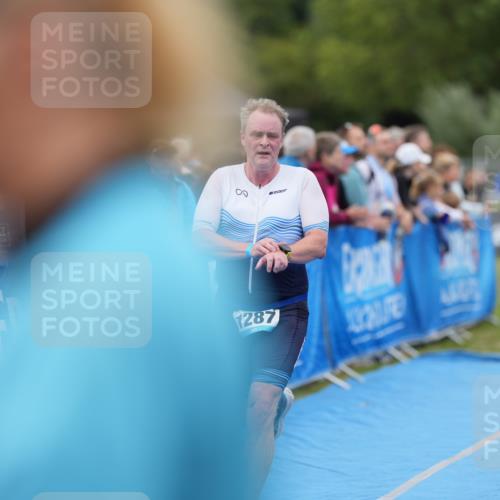 30.08.2026 - Elbe Triathlon Hamburg LAZAROV Photography http://msf.ph/oto/10028524 30.08.2026 11:44:09 Ziel 1227, 1287 meine-sportfotos.de