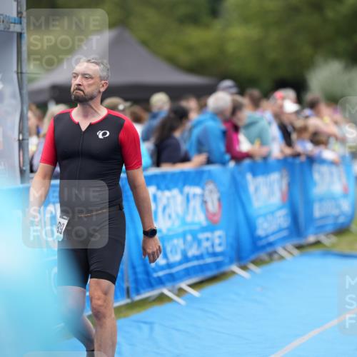30.08.2026 - Elbe Triathlon Hamburg LAZAROV Photography http://msf.ph/oto/10028550 30.08.2026 11:45:49 Ziel 713, 1299 meine-sportfotos.de