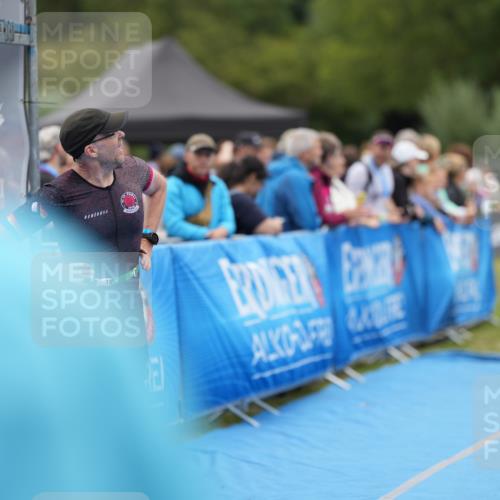 30.08.2026 - Elbe Triathlon Hamburg LAZAROV Photography http://msf.ph/oto/10028575 30.08.2026 11:47:12 Ziel 1294, 1311, 1379 meine-sportfotos.de