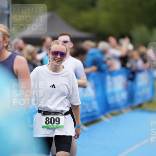 30.08.2026 - Elbe Triathlon Hamburg LAZAROV Photography http://msf.ph/oto/10028586 30.08.2026 11:47:32 Ziel 809, 814, 828, 857, 1383 meine-sportfotos.de