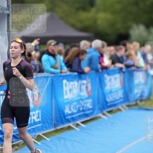 30.08.2026 - Elbe Triathlon Hamburg LAZAROV Photography http://msf.ph/oto/10028634 30.08.2026 11:50:14 Ziel 1415 meine-sportfotos.de
