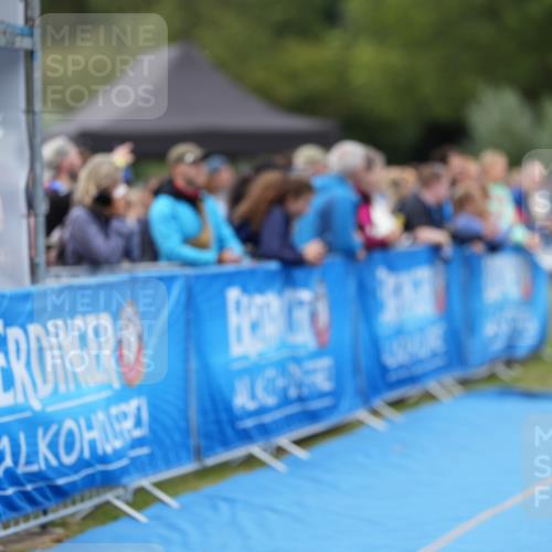 30.08.2026 - Elbe Triathlon Hamburg LAZAROV Photography http://msf.ph/oto/10028635 30.08.2026 11:50:15 Ziel 1415 meine-sportfotos.de