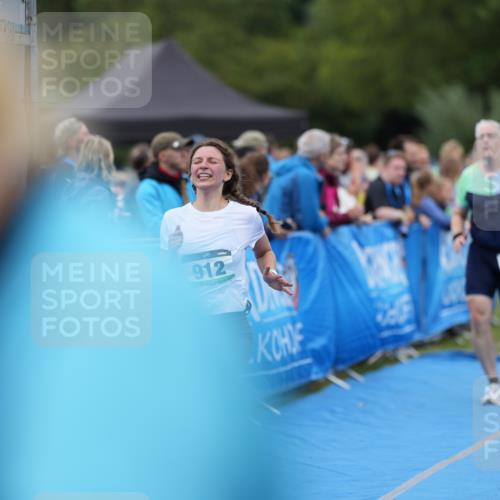 30.08.2026 - Elbe Triathlon Hamburg LAZAROV Photography http://msf.ph/oto/10028639 30.08.2026 11:50:28 Ziel 855, 912, 958, 1282 meine-sportfotos.de