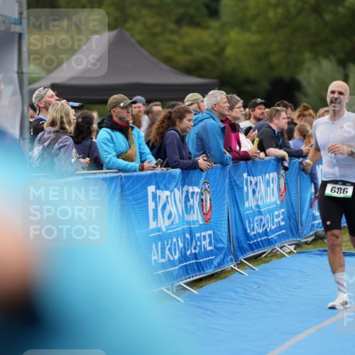 30.08.2026 - Elbe Triathlon Hamburg LAZAROV Photography http://msf.ph/oto/10028647 30.08.2026 11:50:36 Ziel 686, 958 meine-sportfotos.de