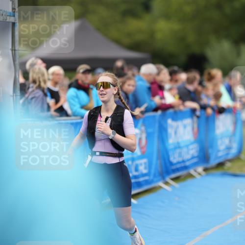 30.08.2026 - Elbe Triathlon Hamburg LAZAROV Photography http://msf.ph/oto/10028661 30.08.2026 11:51:09 Ziel 833, 1293 meine-sportfotos.de