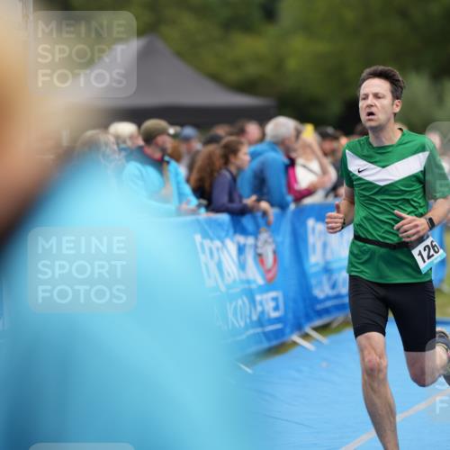30.08.2026 - Elbe Triathlon Hamburg LAZAROV Photography http://msf.ph/oto/10028684 30.08.2026 11:51:56 Ziel 822, 980, 1262, 1281, 1332 meine-sportfotos.de