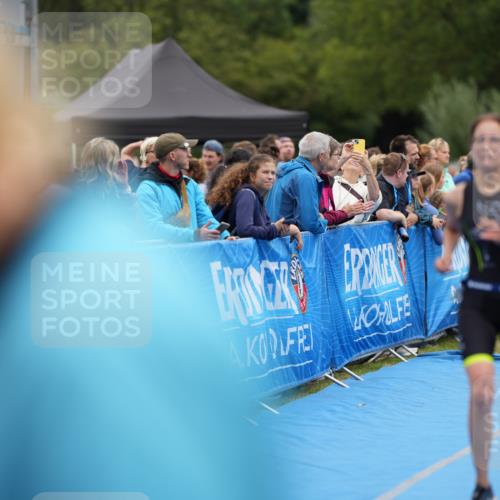 30.08.2026 - Elbe Triathlon Hamburg LAZAROV Photography http://msf.ph/oto/10028688 30.08.2026 11:52:00 Ziel 822, 980, 1262, 1281, 1331, 1455 meine-sportfotos.de