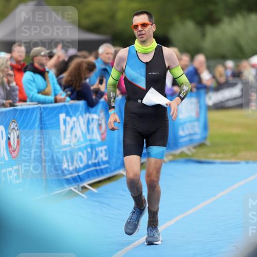 30.08.2026 - Elbe Triathlon Hamburg LAZAROV Photography http://msf.ph/oto/10028719 30.08.2026 11:53:44 Ziel 838, 1291 meine-sportfotos.de