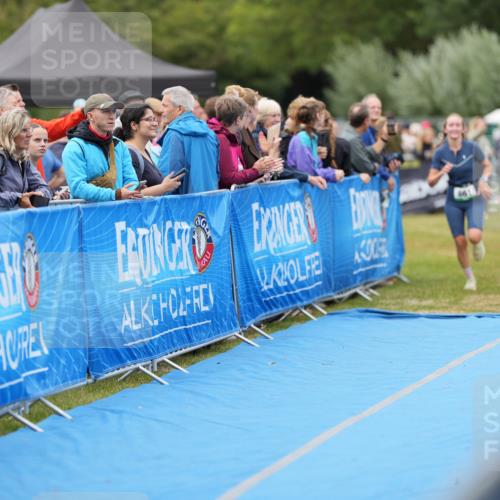 30.08.2026 - Elbe Triathlon Hamburg LAZAROV Photography http://msf.ph/oto/10028744 30.08.2026 11:55:55 Ziel 836, 861, 1376, 1507 meine-sportfotos.de