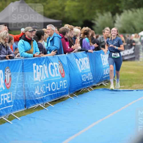 30.08.2026 - Elbe Triathlon Hamburg LAZAROV Photography http://msf.ph/oto/10028747 30.08.2026 11:55:57 Ziel 836, 861, 1376, 1507 meine-sportfotos.de
