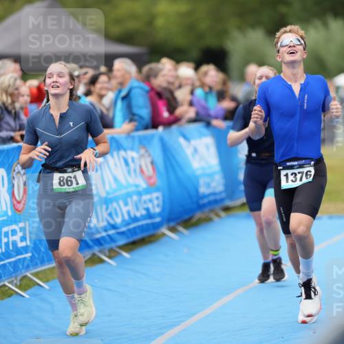 30.08.2026 - Elbe Triathlon Hamburg LAZAROV Photography http://msf.ph/oto/10028753 30.08.2026 11:55:59 Ziel 836, 849, 861, 1376, 1507 meine-sportfotos.de