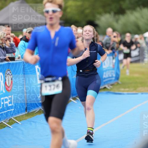 30.08.2026 - Elbe Triathlon Hamburg LAZAROV Photography http://msf.ph/oto/10028755 30.08.2026 11:56:00 Ziel 836, 849, 861, 1376 meine-sportfotos.de