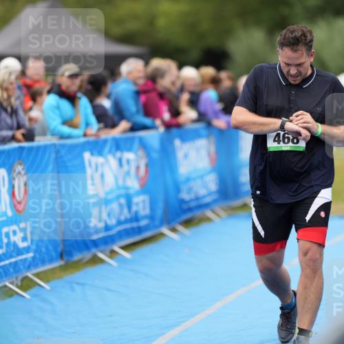 30.08.2026 - Elbe Triathlon Hamburg LAZAROV Photography http://msf.ph/oto/10028770 30.08.2026 11:56:41 Ziel 468 meine-sportfotos.de