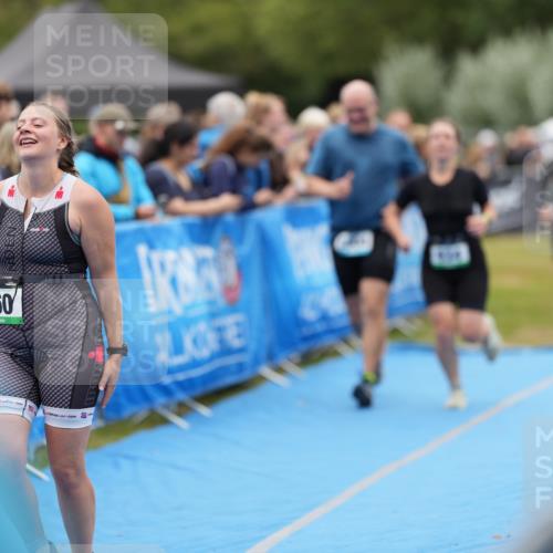 30.08.2026 - Elbe Triathlon Hamburg LAZAROV Photography http://msf.ph/oto/10028782 30.08.2026 11:57:45 Ziel 860, 934, 1304, 1410, 1457 meine-sportfotos.de