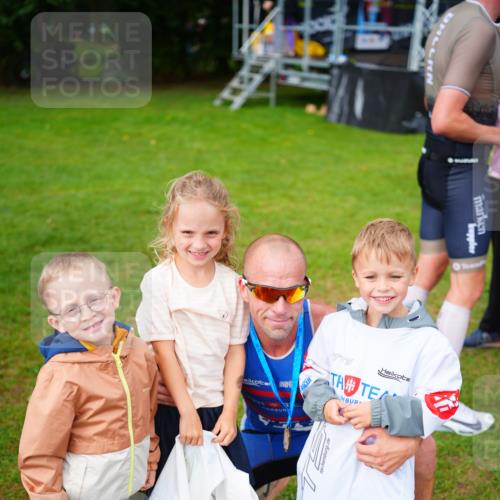 30.08.2026 - Elbe Triathlon Hamburg LAZAROV Photography http://msf.ph/oto/10029967 30.08.2026 10:00:18 Ziel 190 meine-sportfotos.de