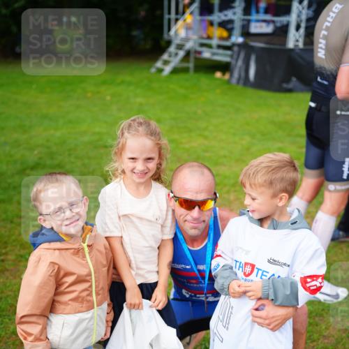 30.08.2026 - Elbe Triathlon Hamburg LAZAROV Photography http://msf.ph/oto/10029969 30.08.2026 10:00:18 Ziel 190 meine-sportfotos.de