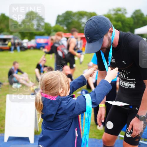 30.08.2026 - Elbe Triathlon Hamburg LAZAROV Photography http://msf.ph/oto/10030022 30.08.2026 10:02:55 Ziel  meine-sportfotos.de