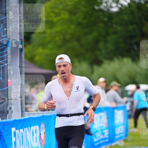 30.08.2026 - Elbe Triathlon Hamburg LAZAROV Photography http://msf.ph/oto/10030058 30.08.2026 10:05:12 Ziel 188 meine-sportfotos.de