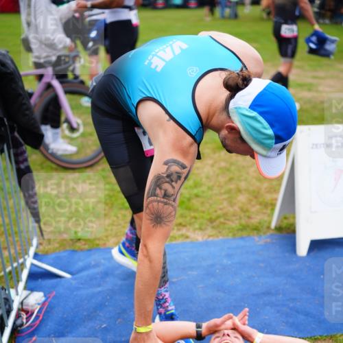 30.08.2026 - Elbe Triathlon Hamburg LAZAROV Photography http://msf.ph/oto/10030116 30.08.2026 10:07:47 Ziel  meine-sportfotos.de