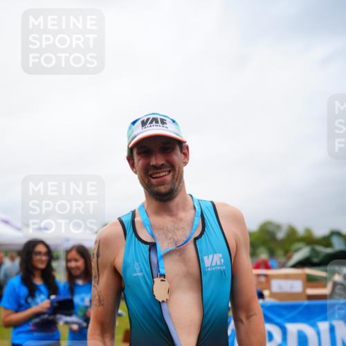30.08.2026 - Elbe Triathlon Hamburg LAZAROV Photography http://msf.ph/oto/10030120 30.08.2026 10:07:55 Ziel  meine-sportfotos.de