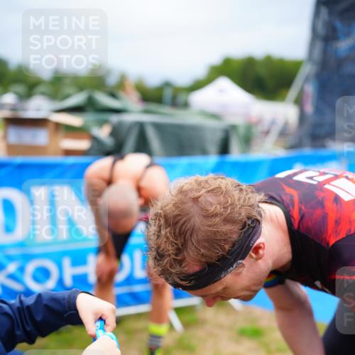 30.08.2026 - Elbe Triathlon Hamburg LAZAROV Photography http://msf.ph/oto/10030227 30.08.2026 10:10:55 Ziel  meine-sportfotos.de