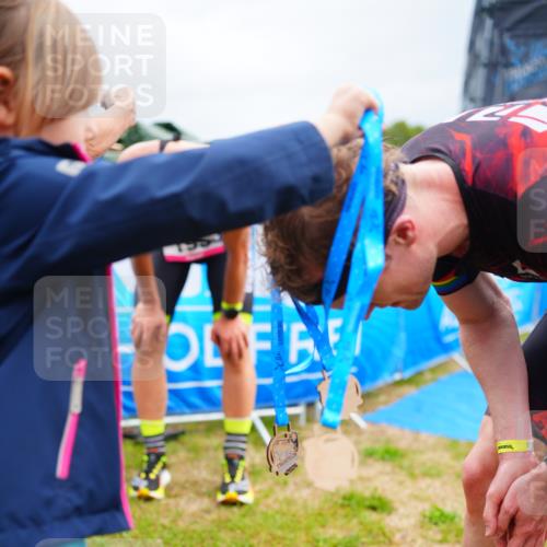 30.08.2026 - Elbe Triathlon Hamburg LAZAROV Photography http://msf.ph/oto/10030229 30.08.2026 10:10:56 Ziel  meine-sportfotos.de