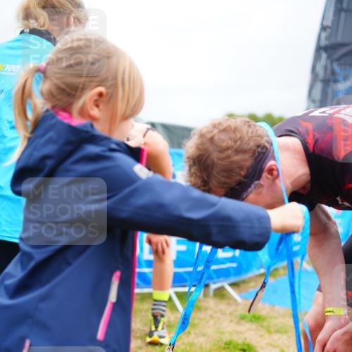 30.08.2026 - Elbe Triathlon Hamburg LAZAROV Photography http://msf.ph/oto/10030230 30.08.2026 10:10:57 Ziel  meine-sportfotos.de
