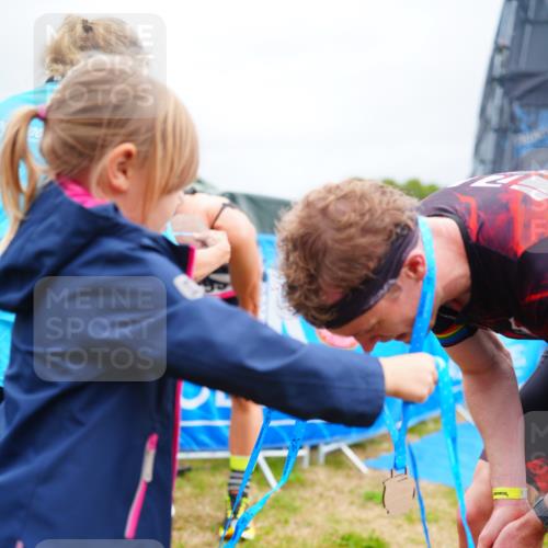 30.08.2026 - Elbe Triathlon Hamburg LAZAROV Photography http://msf.ph/oto/10030231 30.08.2026 10:10:57 Ziel  meine-sportfotos.de