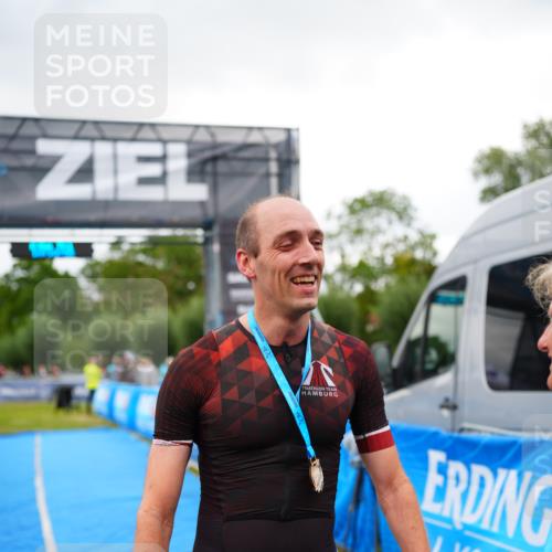 30.08.2026 - Elbe Triathlon Hamburg LAZAROV Photography http://msf.ph/oto/10030303 30.08.2026 10:13:57 Ziel  meine-sportfotos.de