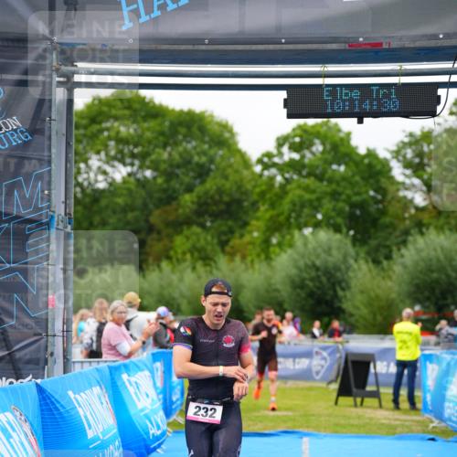 30.08.2026 - Elbe Triathlon Hamburg LAZAROV Photography http://msf.ph/oto/10030332 30.08.2026 10:14:31 Ziel 232, 238 meine-sportfotos.de