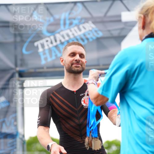 30.08.2026 - Elbe Triathlon Hamburg LAZAROV Photography http://msf.ph/oto/10030357 30.08.2026 10:14:49 Ziel  meine-sportfotos.de