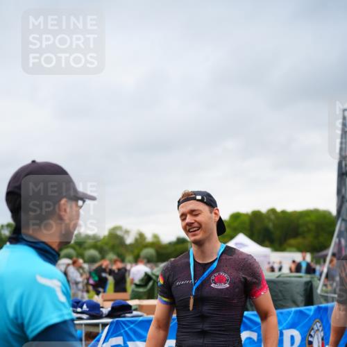 30.08.2026 - Elbe Triathlon Hamburg LAZAROV Photography http://msf.ph/oto/10030361 30.08.2026 10:14:51 Ziel  meine-sportfotos.de