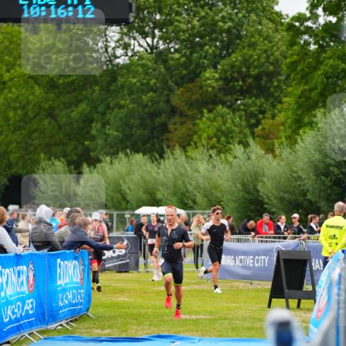 30.08.2026 - Elbe Triathlon Hamburg LAZAROV Photography http://msf.ph/oto/10030378 30.08.2026 10:16:12 Ziel 191 meine-sportfotos.de