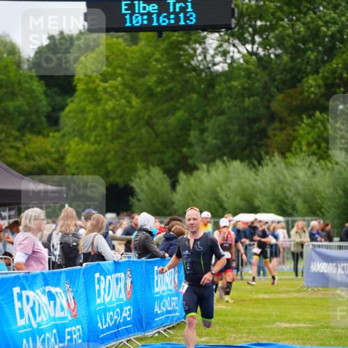 30.08.2026 - Elbe Triathlon Hamburg LAZAROV Photography http://msf.ph/oto/10030384 30.08.2026 10:16:14 Ziel 191 meine-sportfotos.de