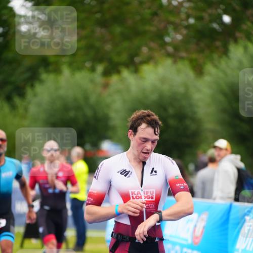 30.08.2026 - Elbe Triathlon Hamburg LAZAROV Photography http://msf.ph/oto/10030395 30.08.2026 10:17:26 Ziel 212, 308, 312 meine-sportfotos.de