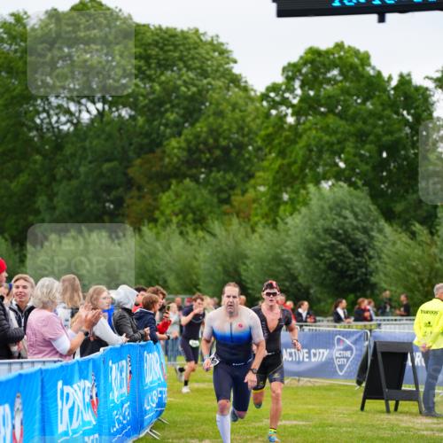 30.08.2026 - Elbe Triathlon Hamburg LAZAROV Photography http://msf.ph/oto/10030430 30.08.2026 10:18:04 Ziel 268, 411 meine-sportfotos.de