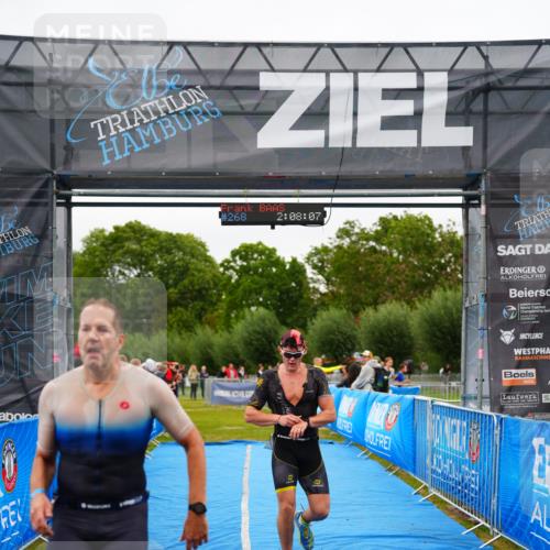30.08.2026 - Elbe Triathlon Hamburg LAZAROV Photography http://msf.ph/oto/10030439 30.08.2026 10:18:07 Ziel 228, 268, 411 meine-sportfotos.de