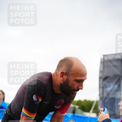 30.08.2026 - Elbe Triathlon Hamburg LAZAROV Photography http://msf.ph/oto/10030471 30.08.2026 10:19:02 Ziel 211 meine-sportfotos.de