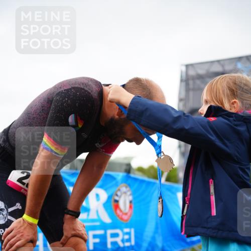 30.08.2026 - Elbe Triathlon Hamburg LAZAROV Photography http://msf.ph/oto/10030474 30.08.2026 10:19:02 Ziel 211 meine-sportfotos.de