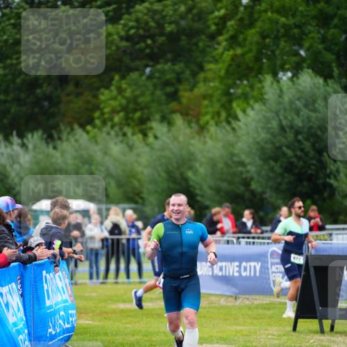 30.08.2026 - Elbe Triathlon Hamburg LAZAROV Photography http://msf.ph/oto/10030562 30.08.2026 10:22:26 Ziel 200 meine-sportfotos.de
